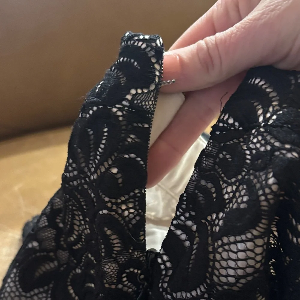 Bebe Black and Ivory Lace/Satin Shorts - Picture 4 of 6